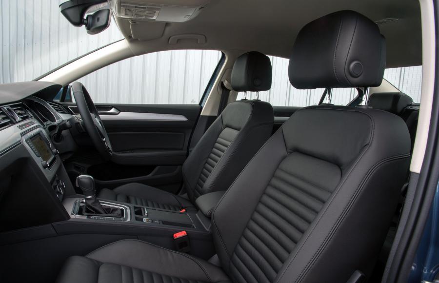 Volkswagen Passat SE 2015 года  (фото 24 из 24)